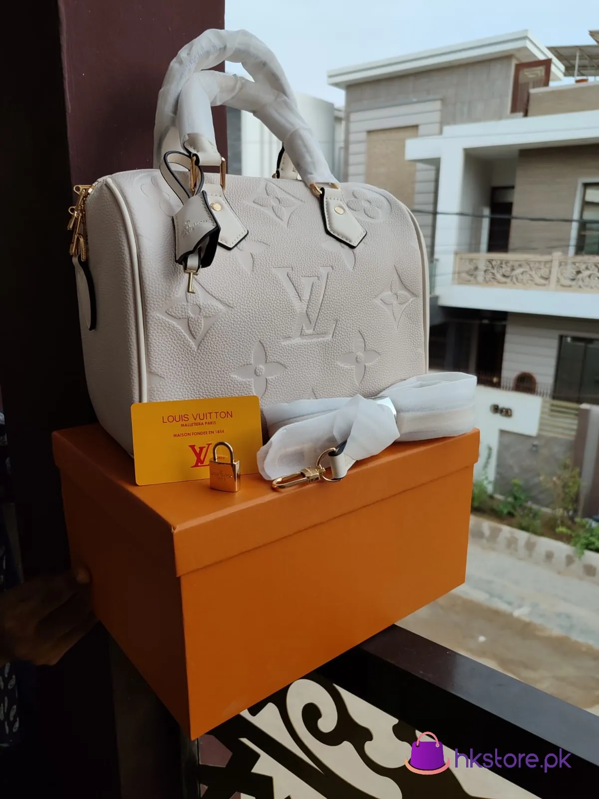 Best Price LV Duffle Bag 